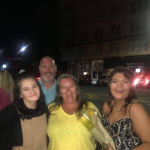 Meet your Posher, Beverly